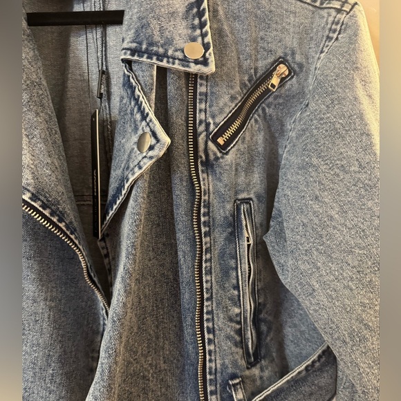 Women’s Denim Jean Moto Biker Jacket With Silver Hardware Details | NWT - Picture 11 of 13